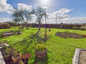 Front grounds- click for photo gallery